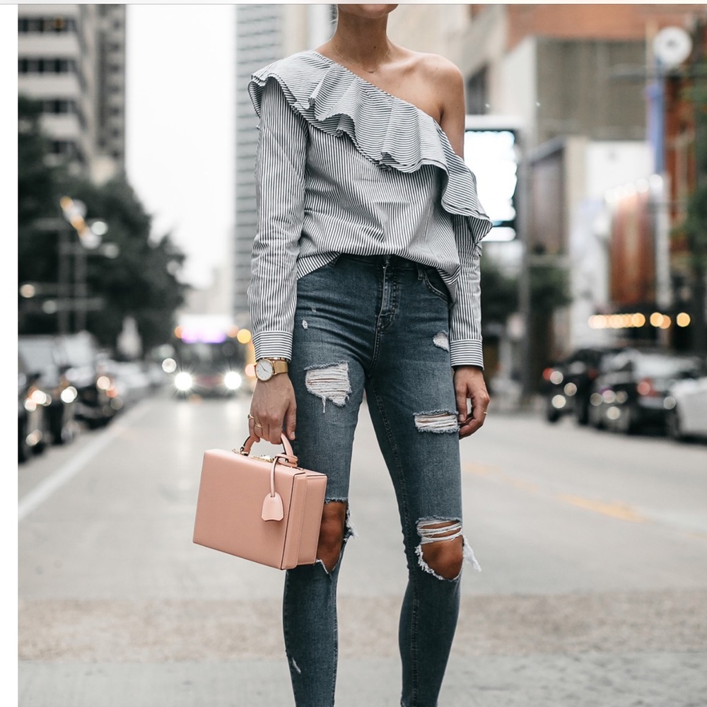 Club Monaco, striped off shoulder Blouse. Like new